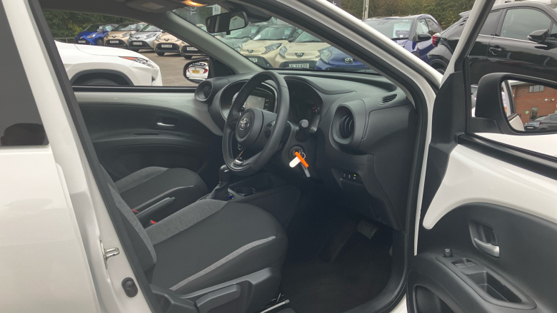 Toyota Aygo X 1.0 VVT-i Pure 5dr Auto Petrol Hatchback